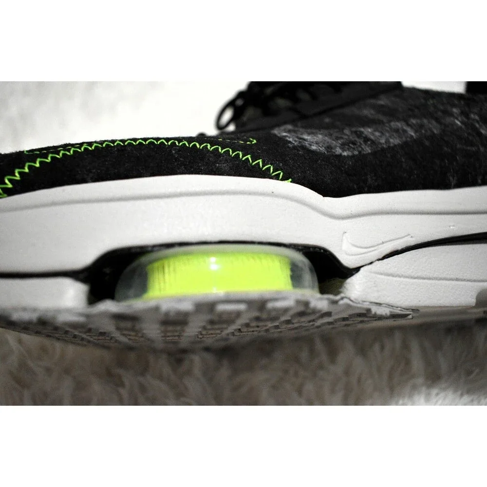 Nike Air Zoom-Type M2Z2 Men’s Size 13 Recycled Wool Pack - Black Electric CW7157